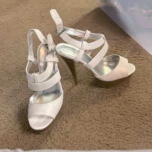 Just fab heels all white with wooden heel and sole.. worn twice